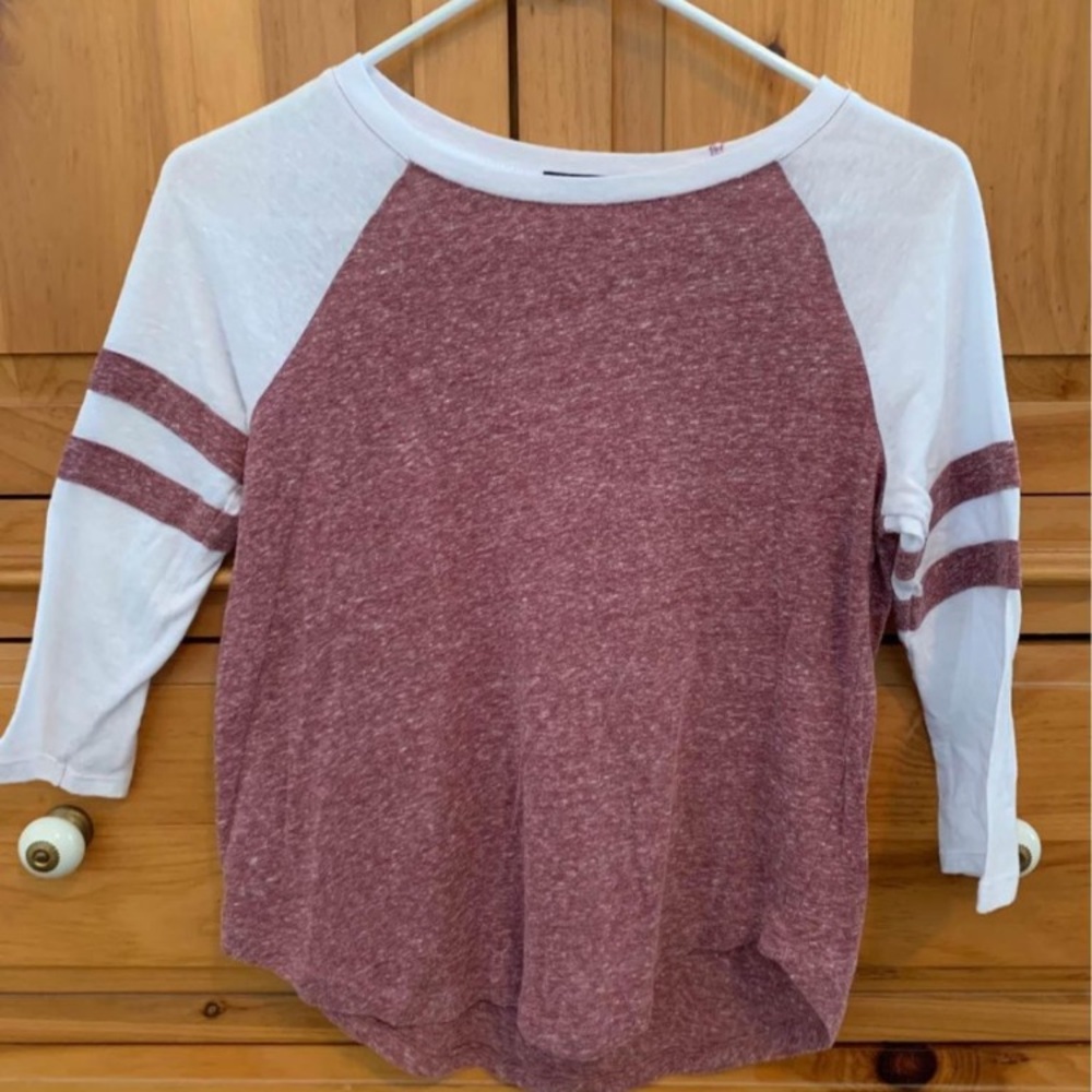 Ambiance Raglan Shirt - Size Small